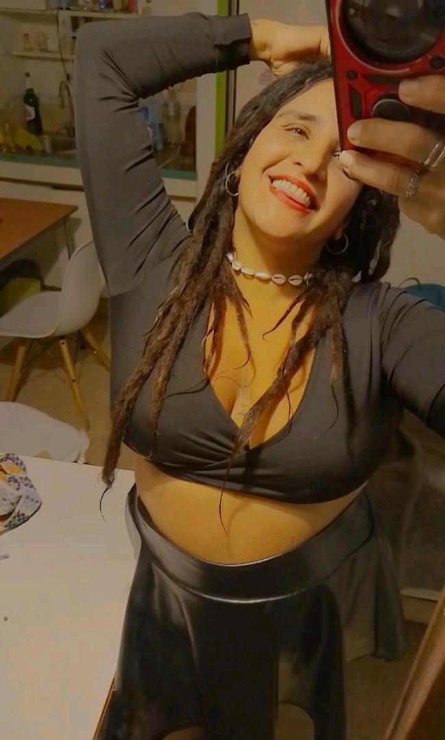 Videollamada en vivo con Luciana (Argentina) en Chatruleta