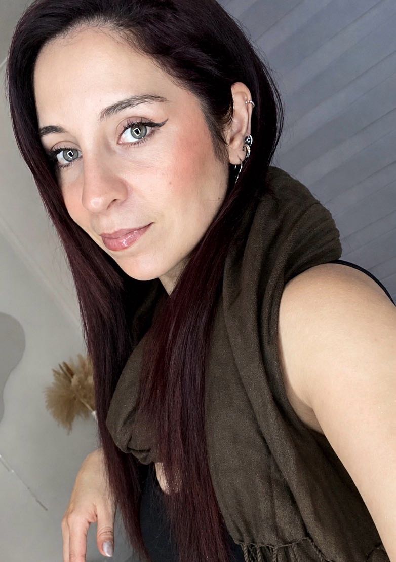 Chica de Chile en videollamada — Mia Banetto