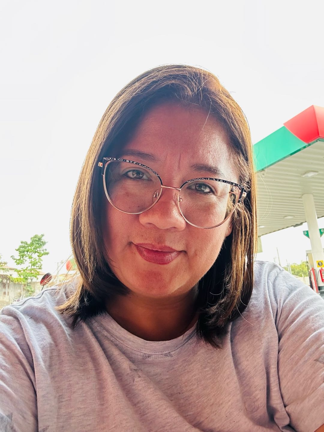 Chica en vivo en Chatruleta — Garnet, Guatemala